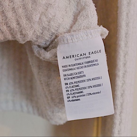 American Eagle Soft and Sexy Oversized Waffle Knit Sweater - Picture 4 of 4